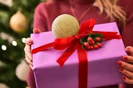 Gifts and Fancy Items (উপহার এবং অভিনব জিনিসপত্র)